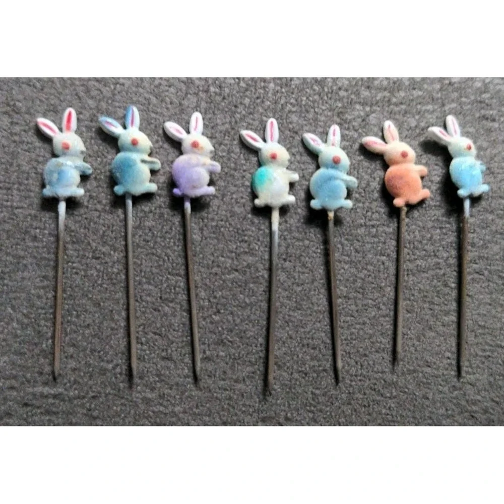 7 Vintage Tiny‎ Metal Stick Pins Bunny Rabbits Easter Crafts 1.25